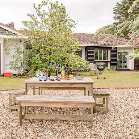 Sea Poppies Villa ธอร์พเนสส์ ภายนอก รูปภาพ